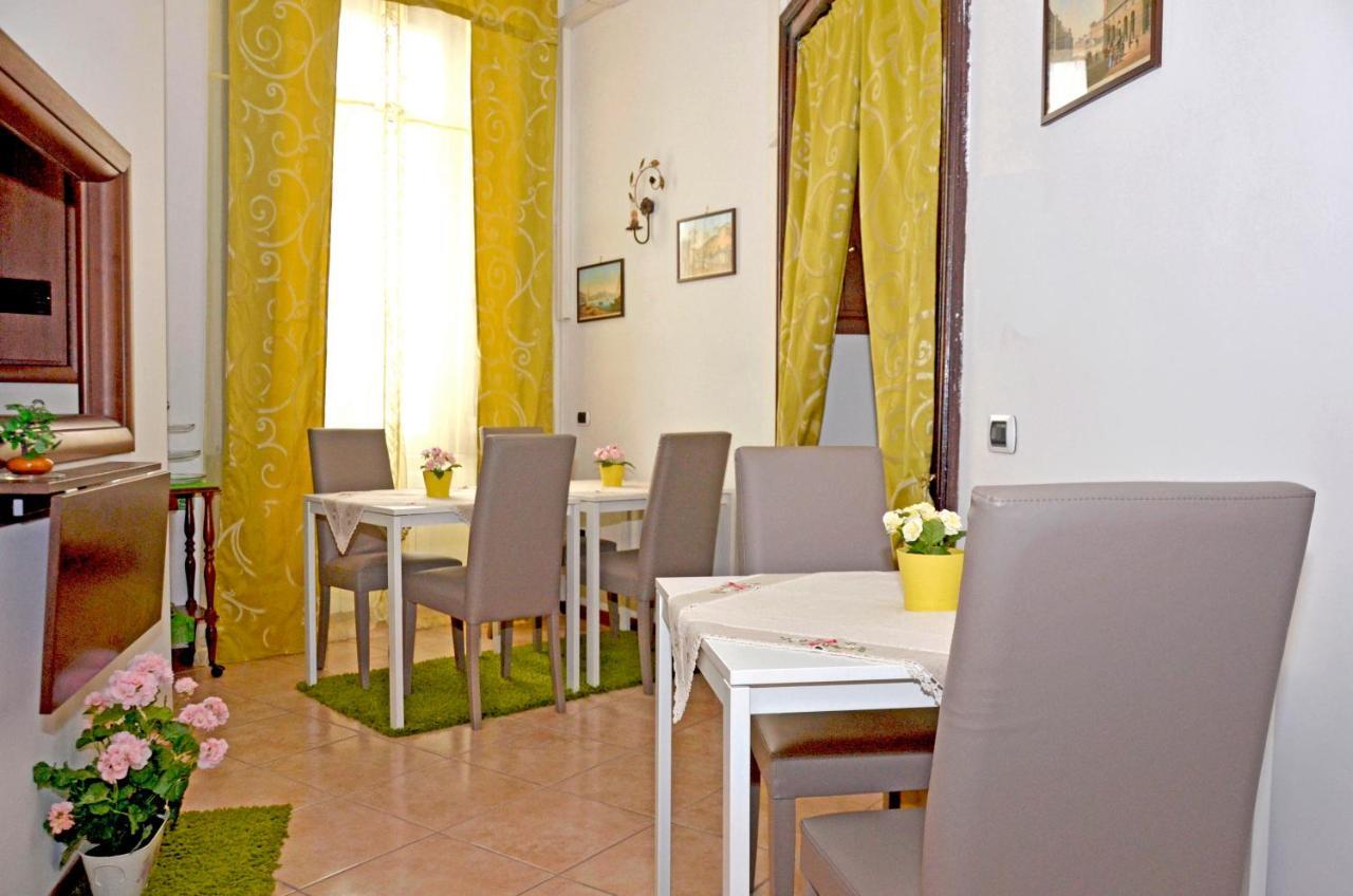 Bed & Breakfast A Castel Capuano 那不勒斯 外观 照片